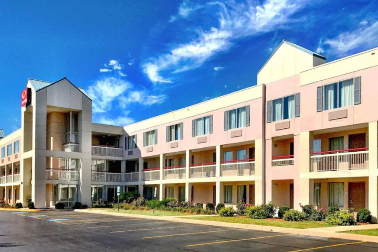 Econo Lodge Willowbrook Dış mekan fotoğraf