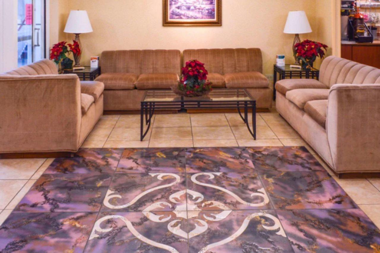 Econo Lodge Willowbrook Dış mekan fotoğraf