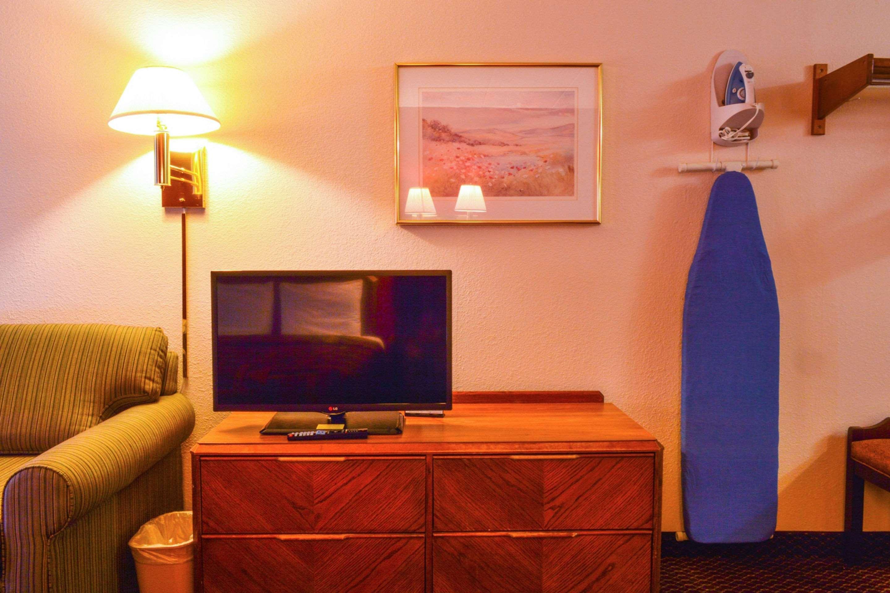 Econo Lodge Willowbrook Dış mekan fotoğraf