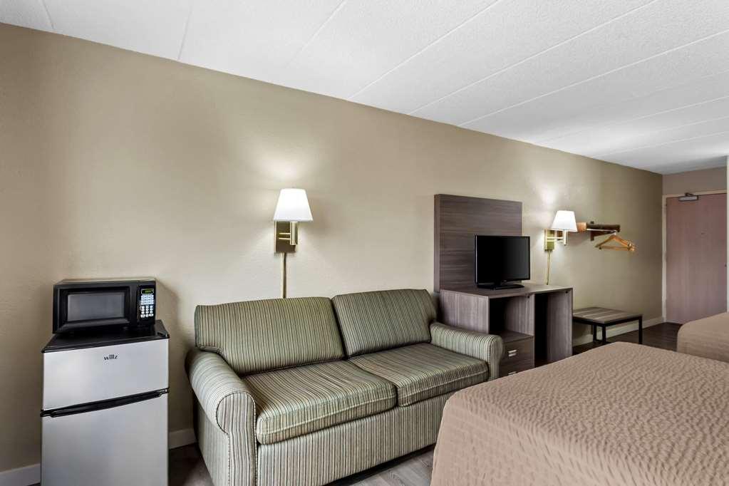 Econo Lodge Willowbrook Oda fotoğraf