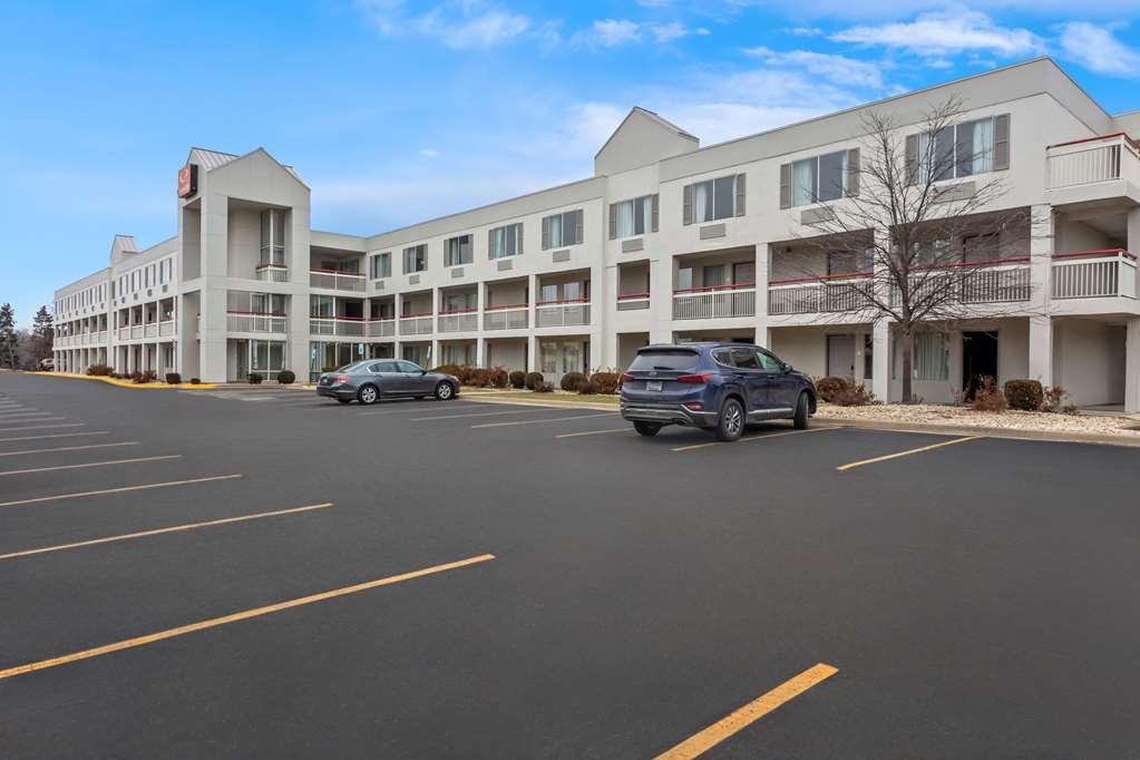 Econo Lodge Willowbrook Dış mekan fotoğraf