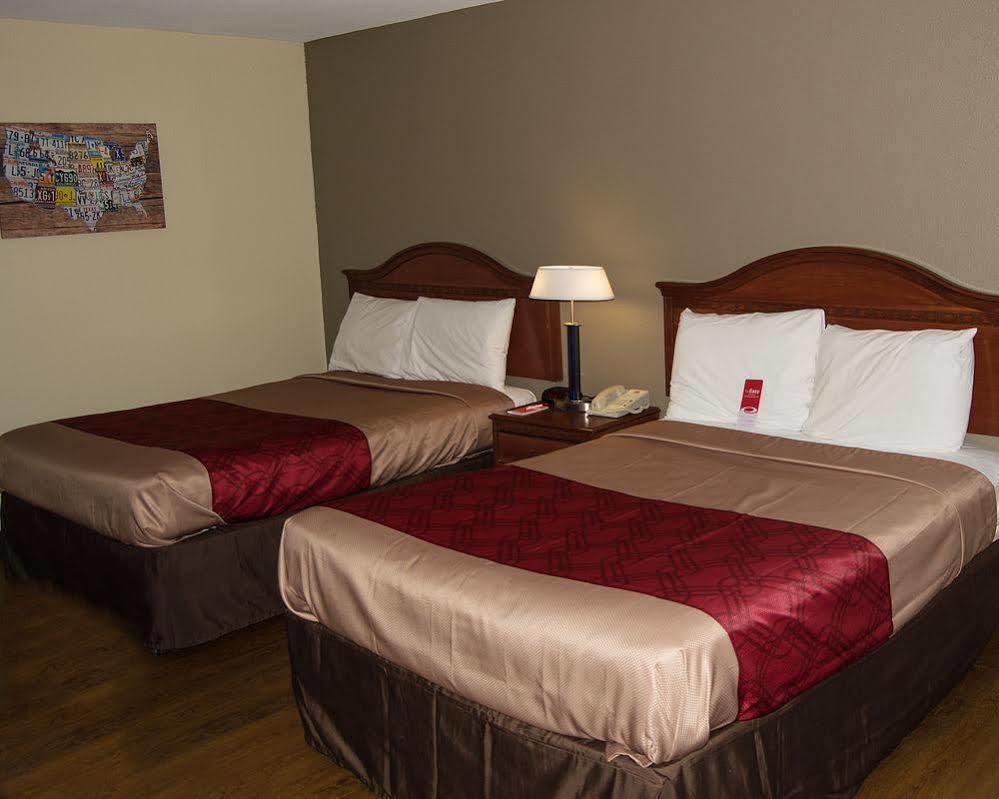 Econo Lodge Willowbrook Dış mekan fotoğraf